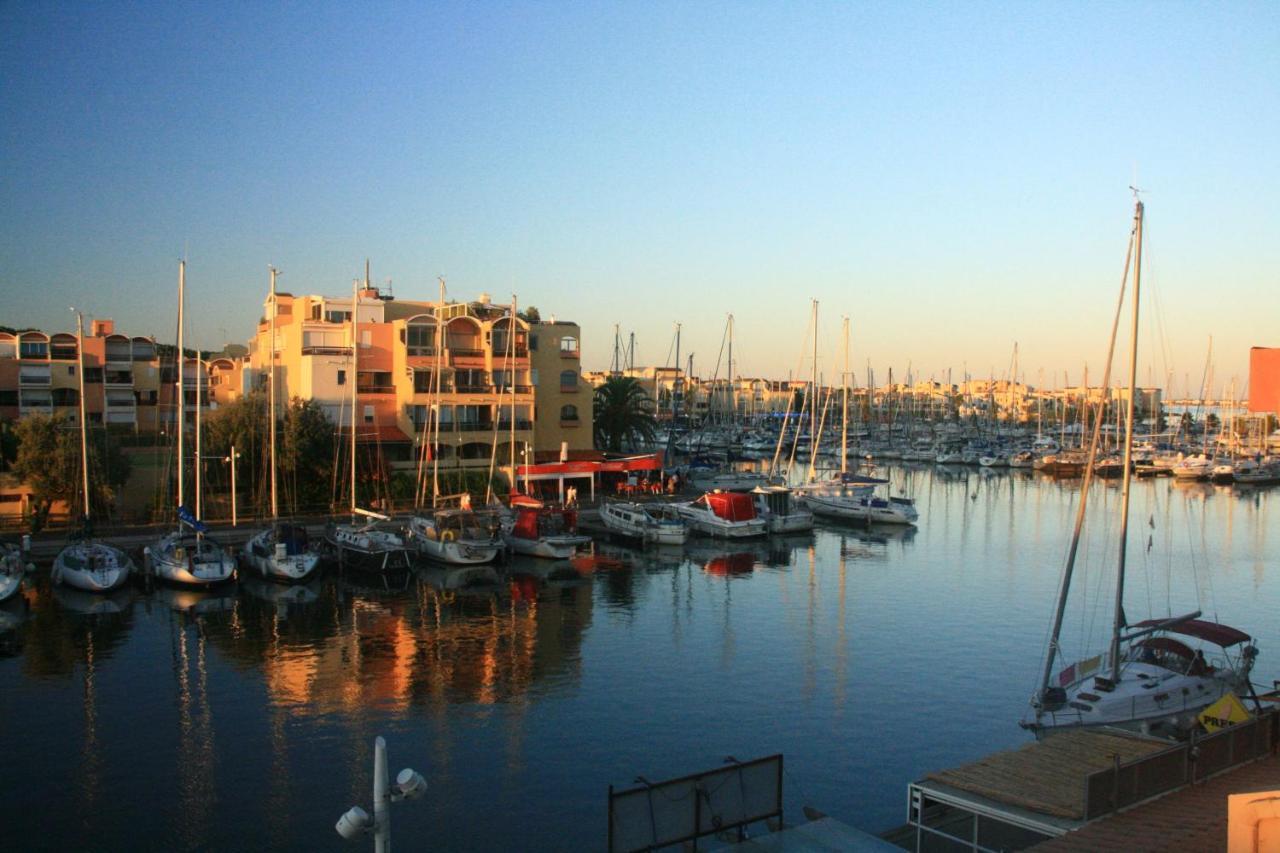 Charmant Studio Port De Gruissan Zewnętrze zdjęcie